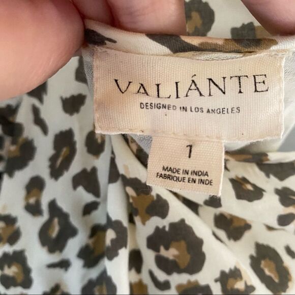 Valiante Women’s One Shoulder Mini Animal Print Flutter Sleeve Dress - Picture 5 of 7